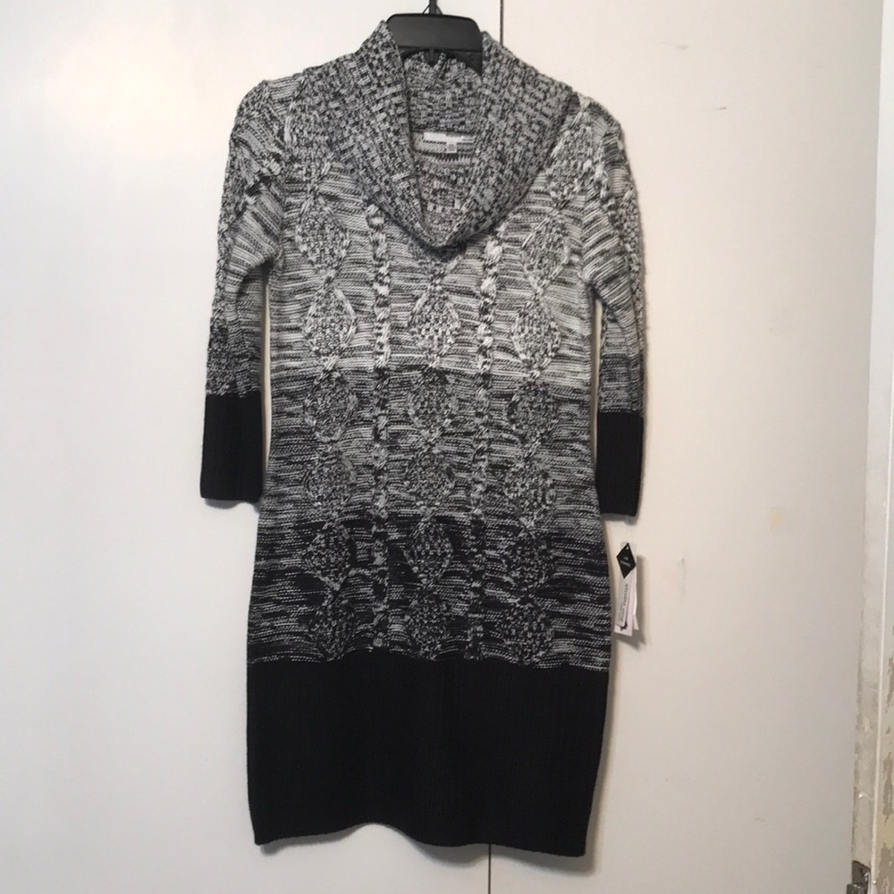 Women’s sweater dress NEW w/tags